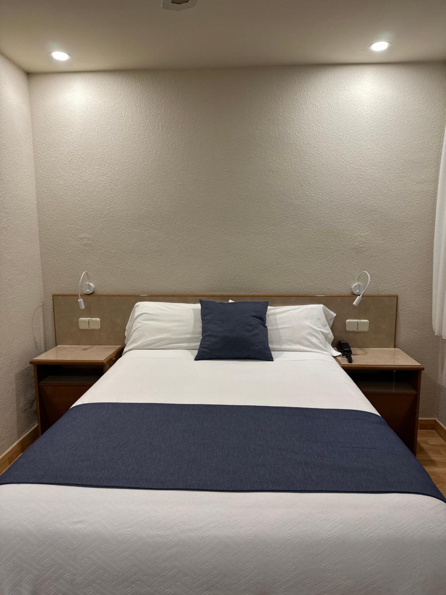 Hotel Balaguer Exterior photo