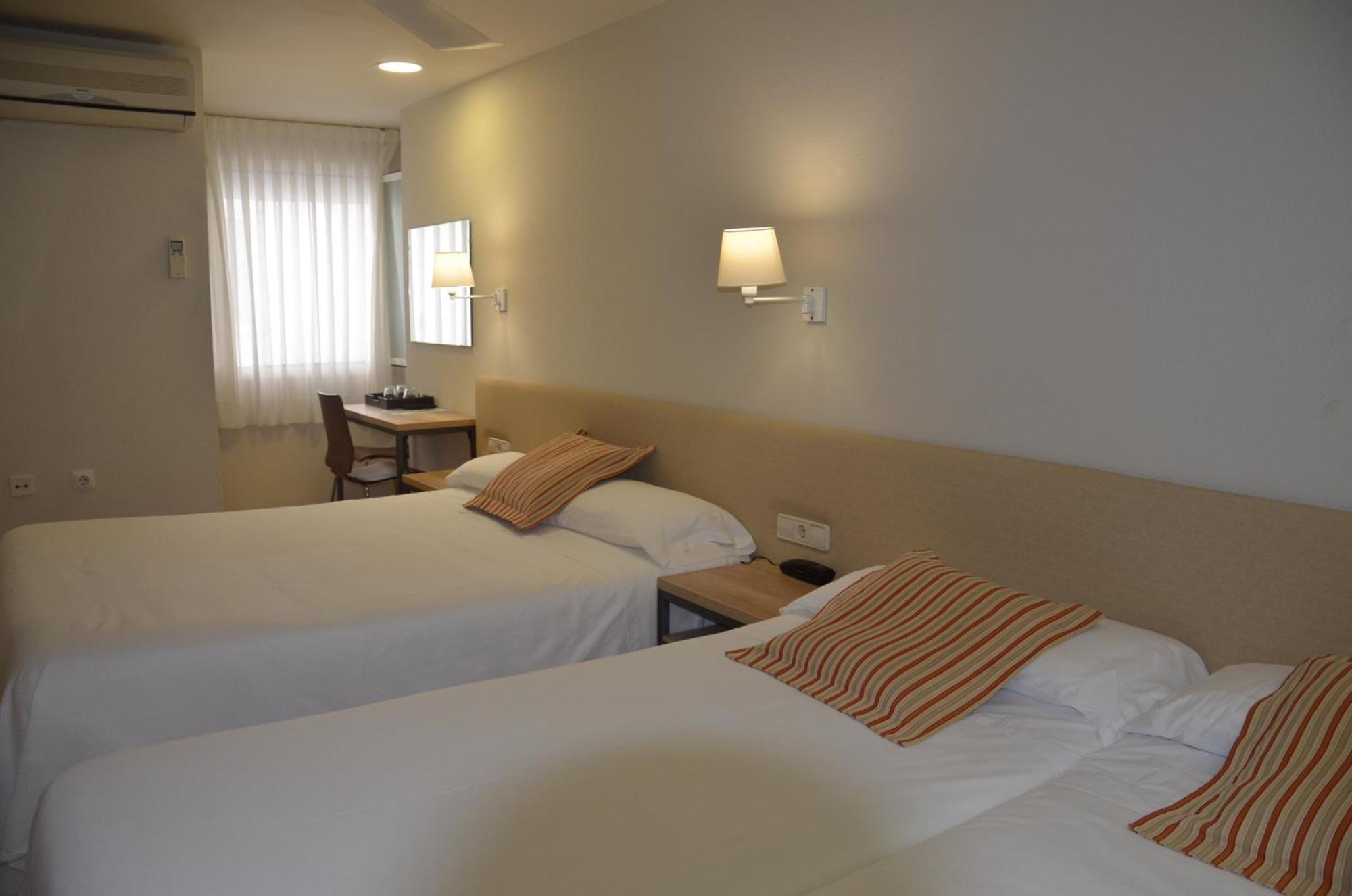 Hotel Balaguer Exterior photo